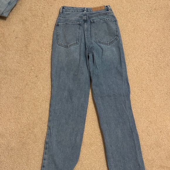 Classic Blue Women's Jeans crossover - Picture 3 of 4